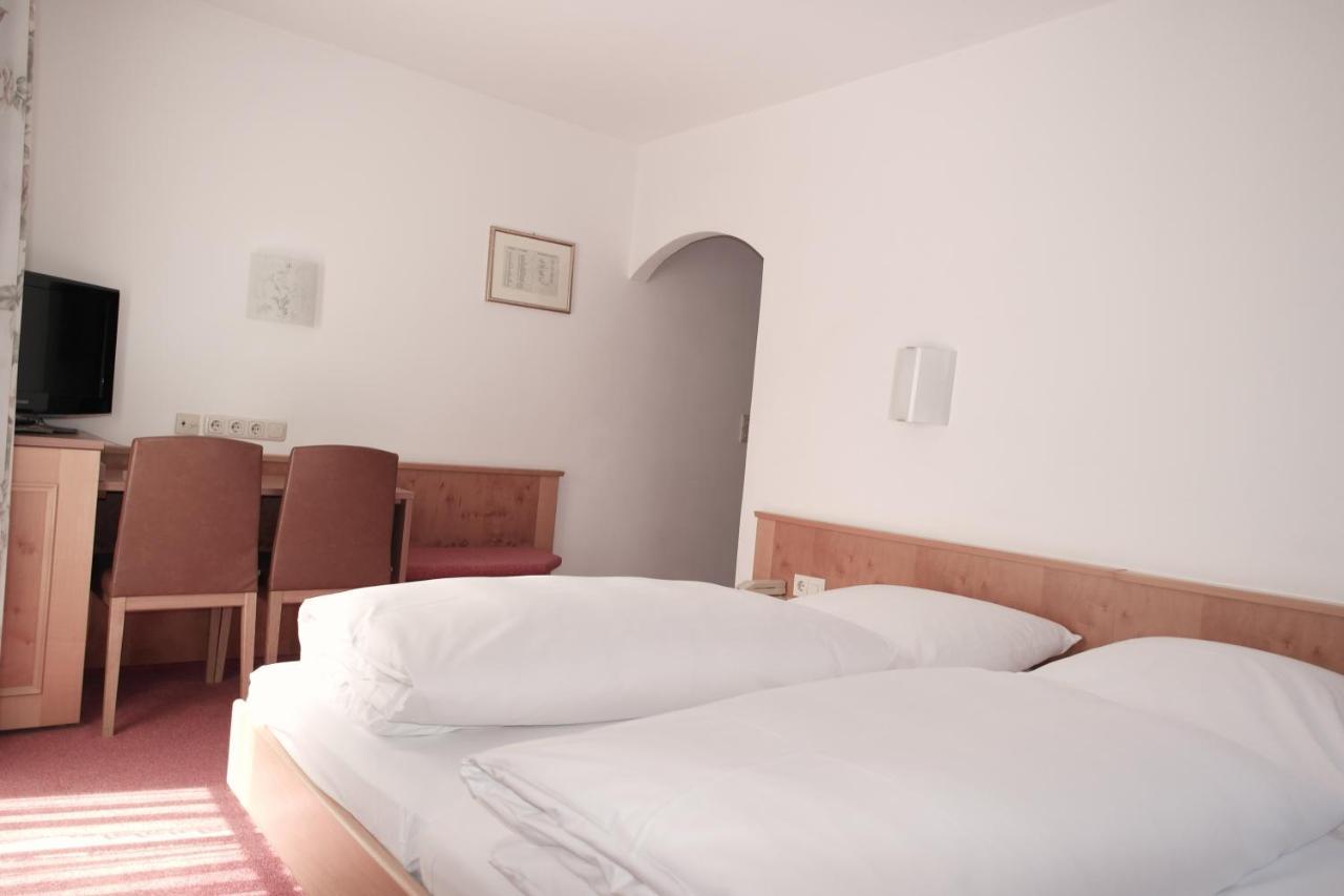 מינכן Arrivel Am Bergson - Bisher Hotel Neuner מראה חיצוני תמונה