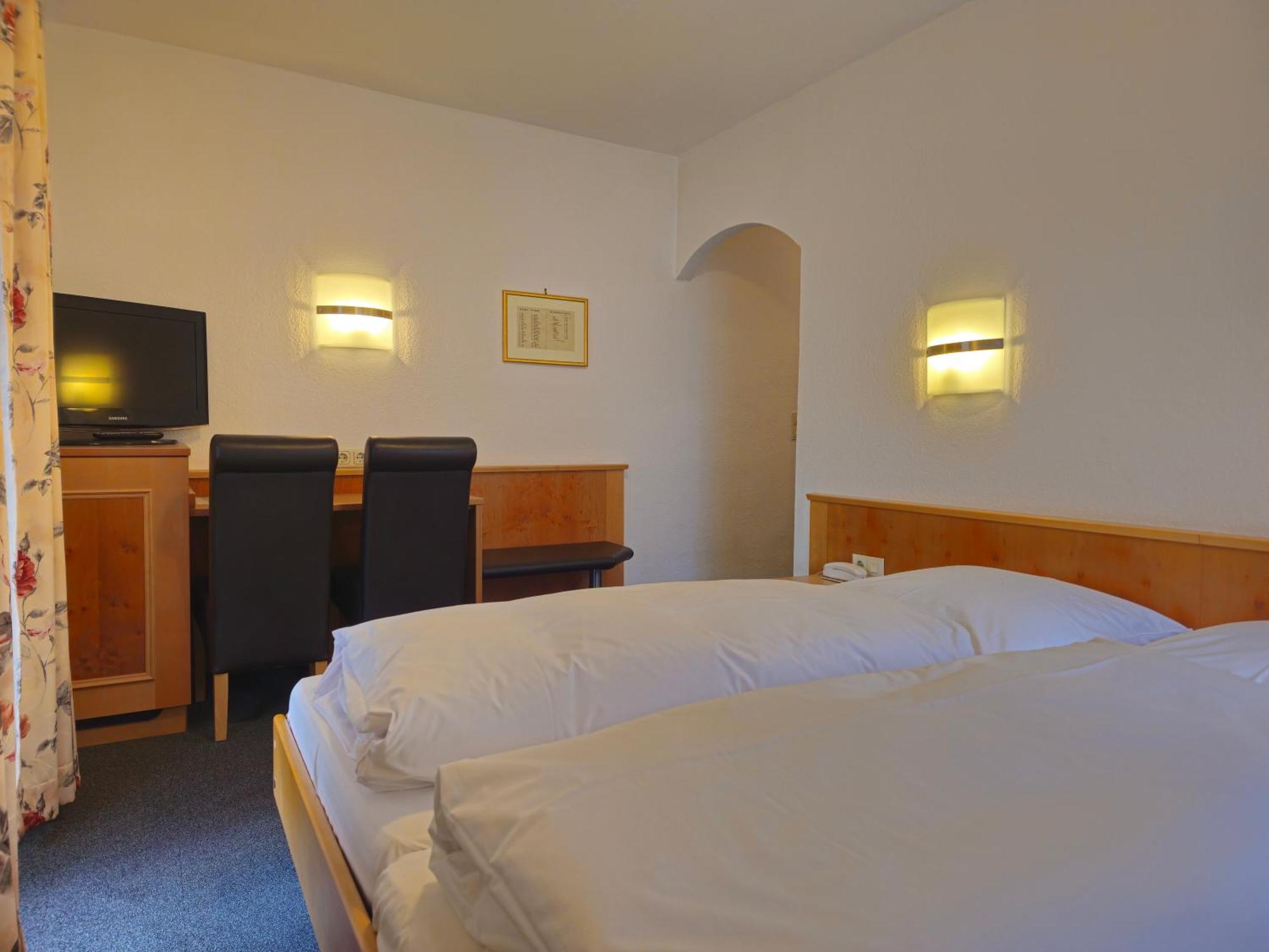 מינכן Arrivel Am Bergson - Bisher Hotel Neuner מראה חיצוני תמונה