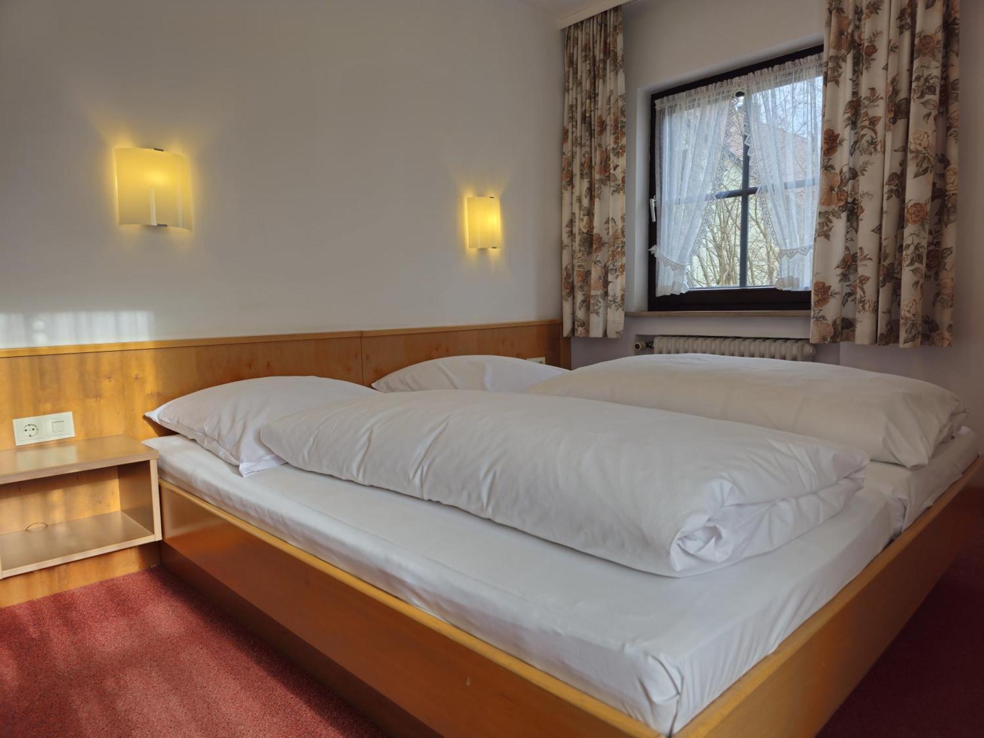 מינכן Arrivel Am Bergson - Bisher Hotel Neuner מראה חיצוני תמונה