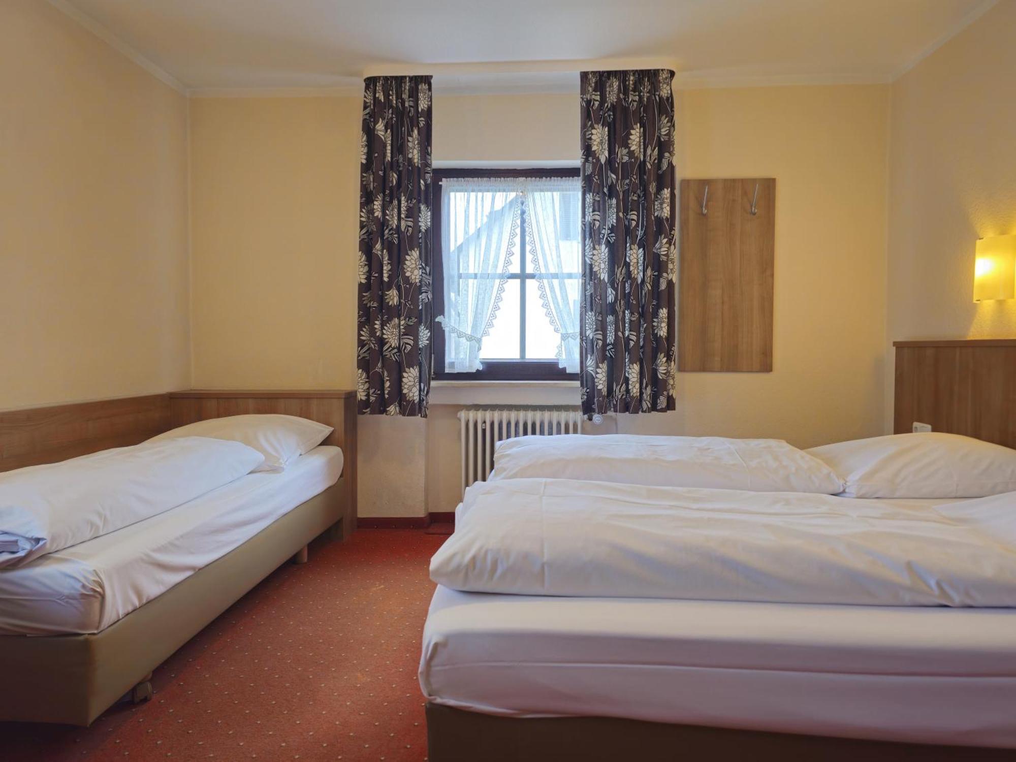 מינכן Arrivel Am Bergson - Bisher Hotel Neuner מראה חיצוני תמונה