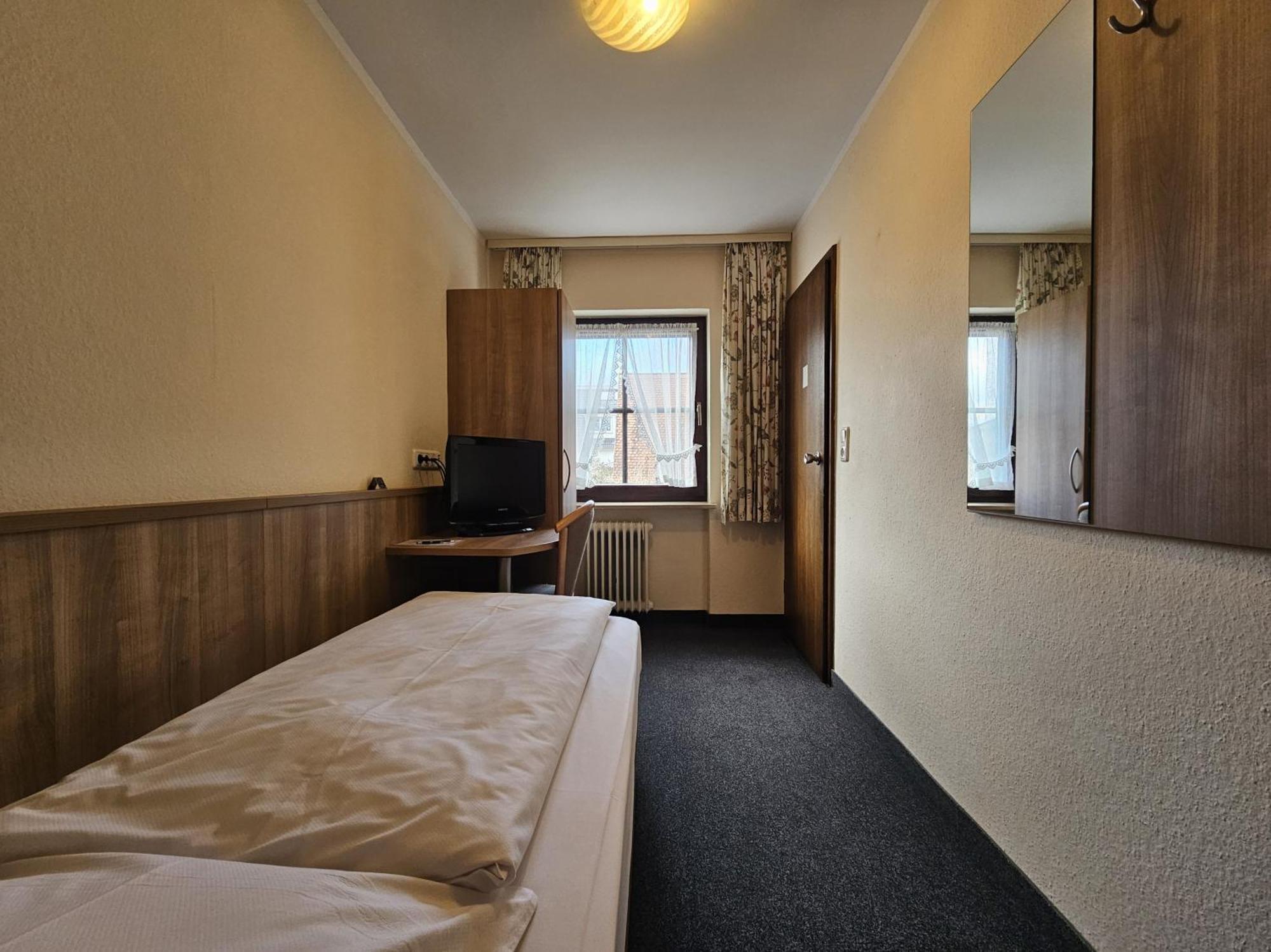 מינכן Arrivel Am Bergson - Bisher Hotel Neuner מראה חיצוני תמונה