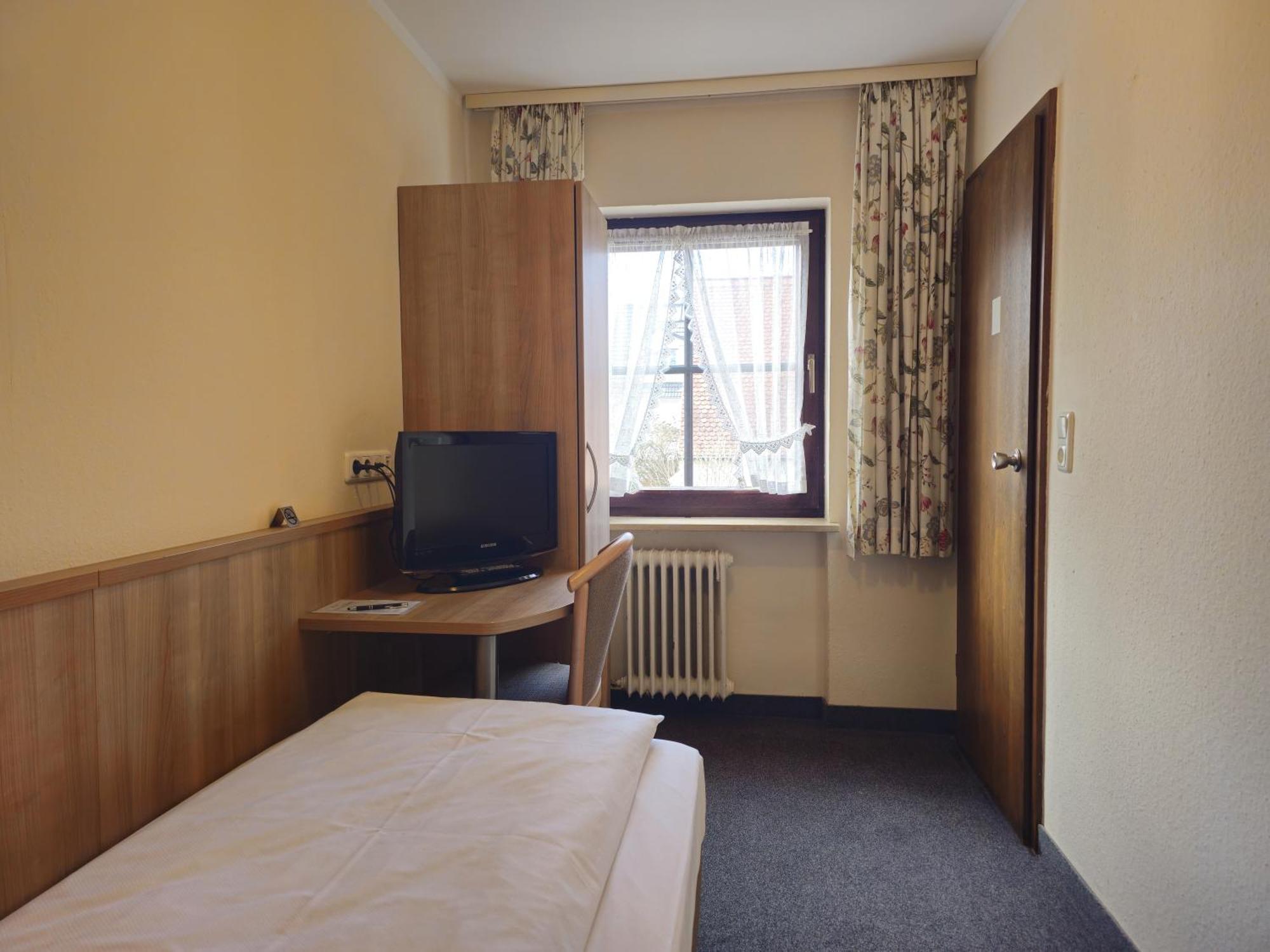 מינכן Arrivel Am Bergson - Bisher Hotel Neuner מראה חיצוני תמונה